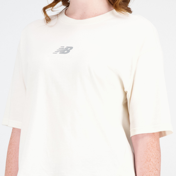 Женская футболка New Balance WT31511GIE